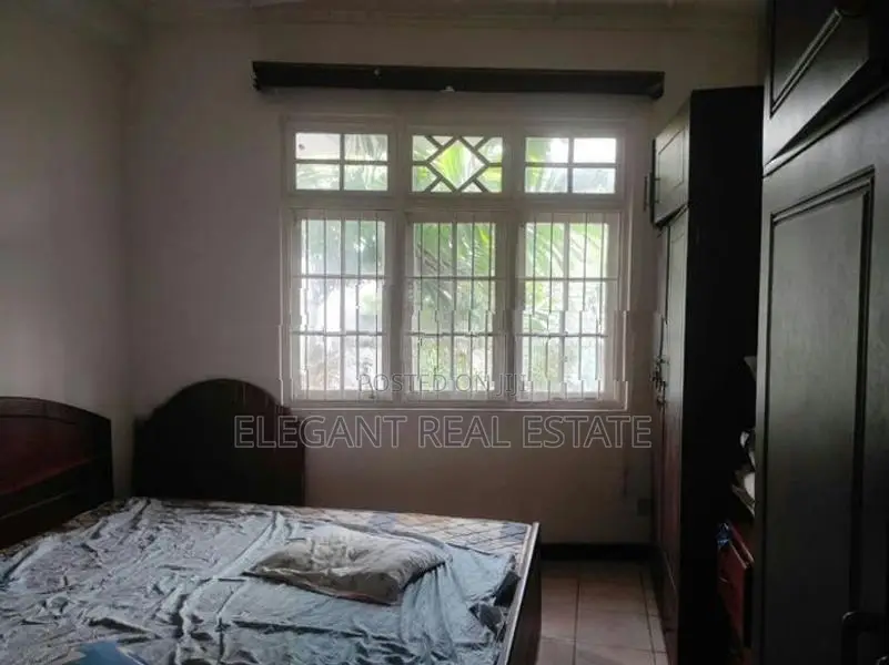 05 Bedroom 02 Storied House for Rent in Colombo 03 (A3254)