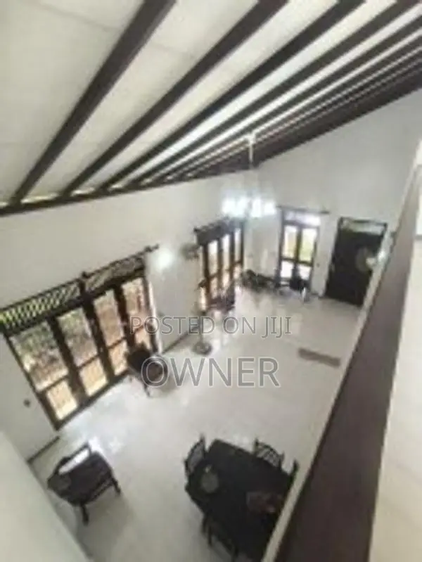 Athurugiriya City House for Sale