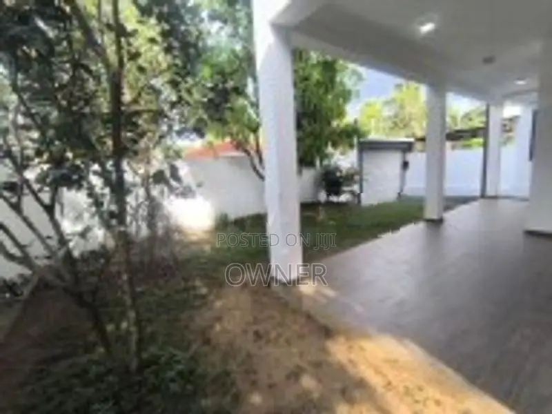 Athurugiriya City House for Sale