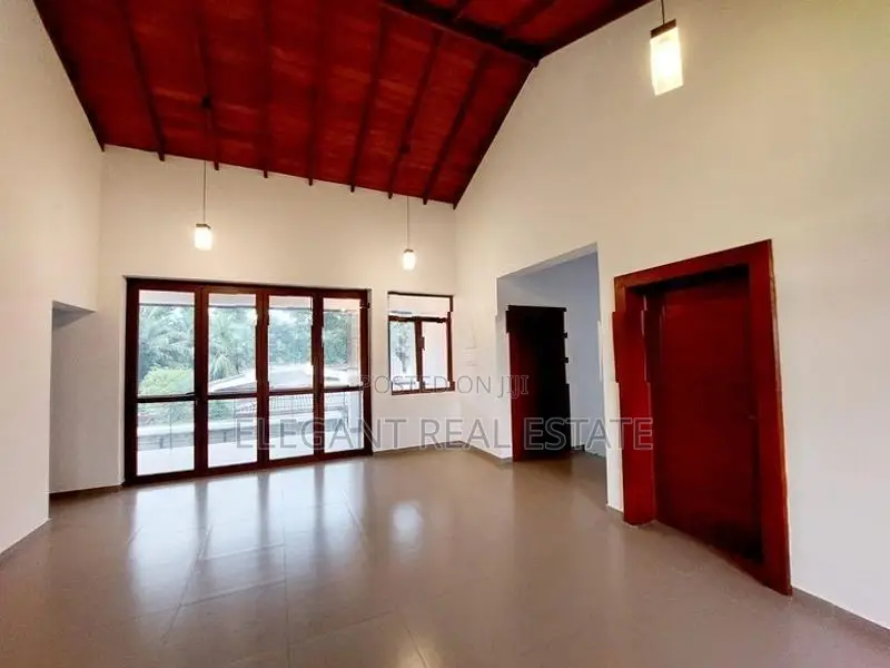 04 Bedroom Unfurnished 02 Storied House for Sale in Battaramulla (A280