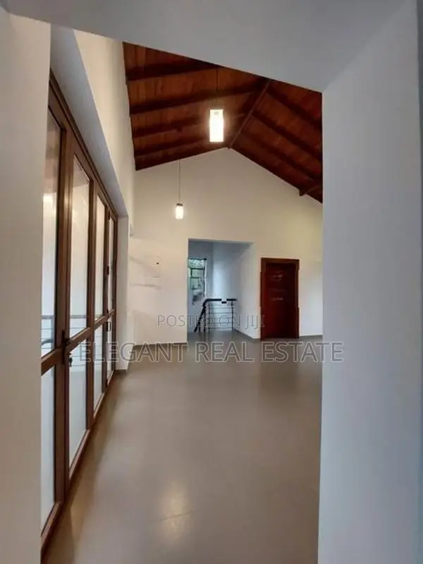 04 Bedroom Unfurnished 02 Storied House for Sale in Battaramulla (A280