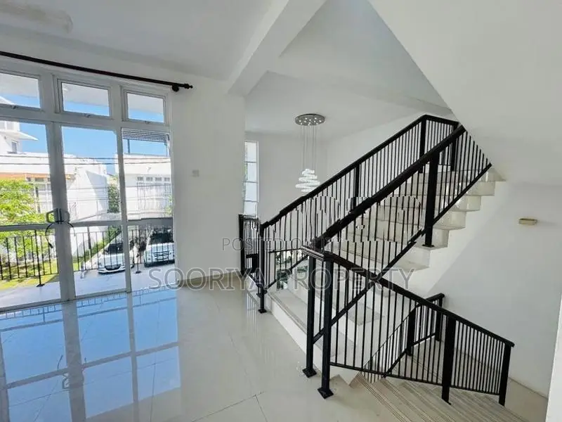 2 STORY LUXURY HOUSE FOR SALE WITH SWIMMING POOL - PILIYANDALA .