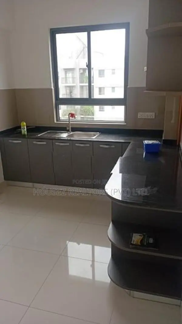 3-Bedroom Apartment for Rent – Viyathpura, Pannipitiya