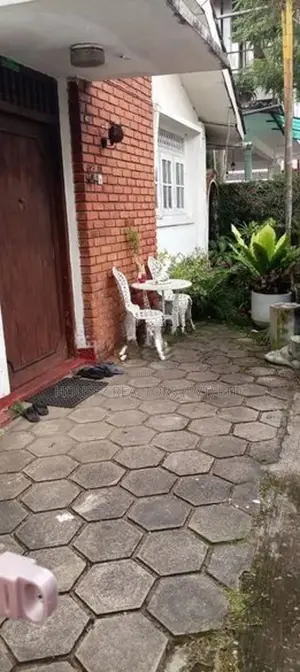 5-Bedroom House with 12.82-Perch Land for Sale – Kelaniya