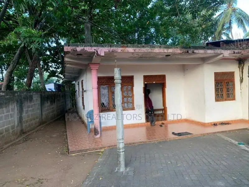 26-Perch House for Sale – Embilipitiya