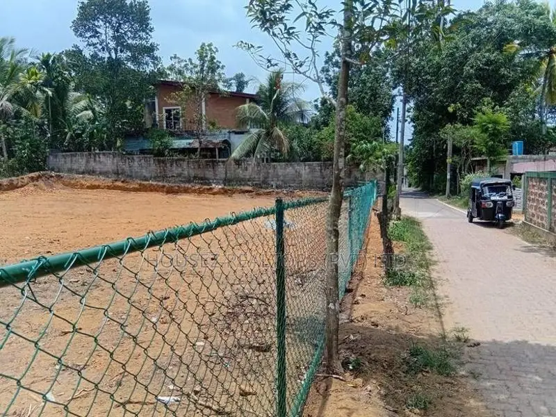 31.9-Perch Land for Sale – Kirivaththuduwa, Homagama