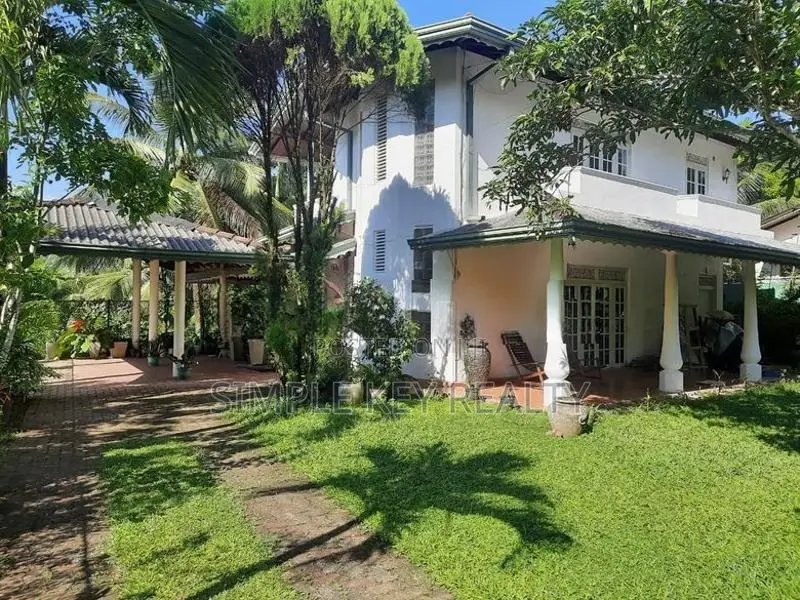 Valuable Property for Sale in Nittambuwa