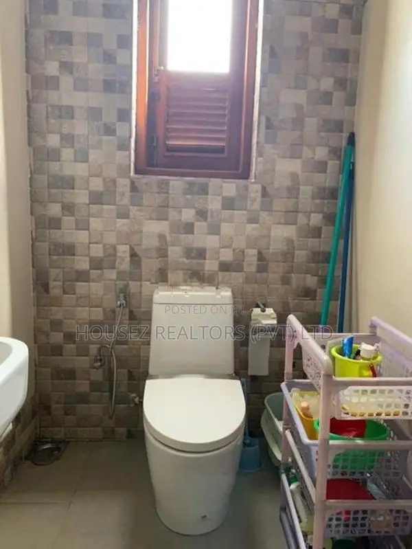 3-Storey Modern House for Sale – 10.5 Perches, Rathmalana