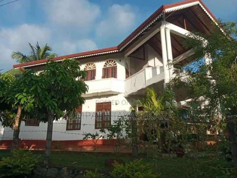Two Storied House Mawathagama Town Sale
