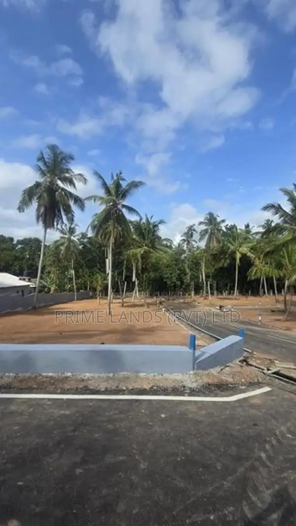 Kandana Land for Sale