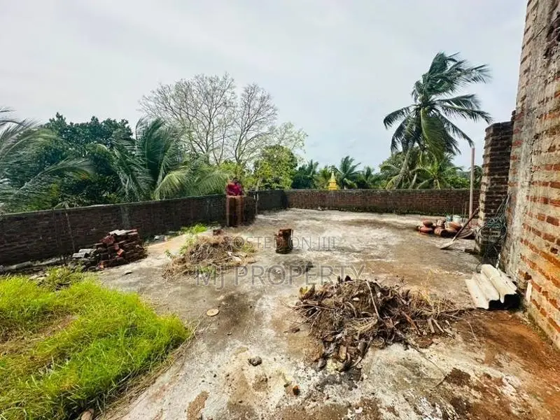 ( GS-1160) Valuable Luxury Two Storey House Land Sale in Malab