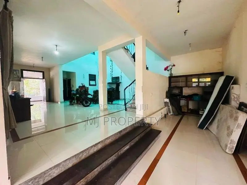 ( GS-1160) Valuable Luxury Two Storey House Land Sale in Malab