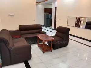 பிரம்மாண்டமான சொகுசு வீடு நாள் வாடகைக்கு Luxury House for Rent Nallur
