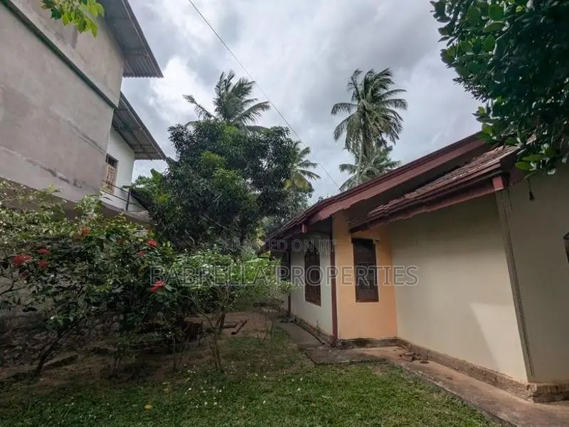 46P Land with Fully Furnished House for Sale – Kelimune, Wariyapola