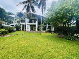 Luxury 5-Bedroom House with Paddy Field View-Baththaramulla