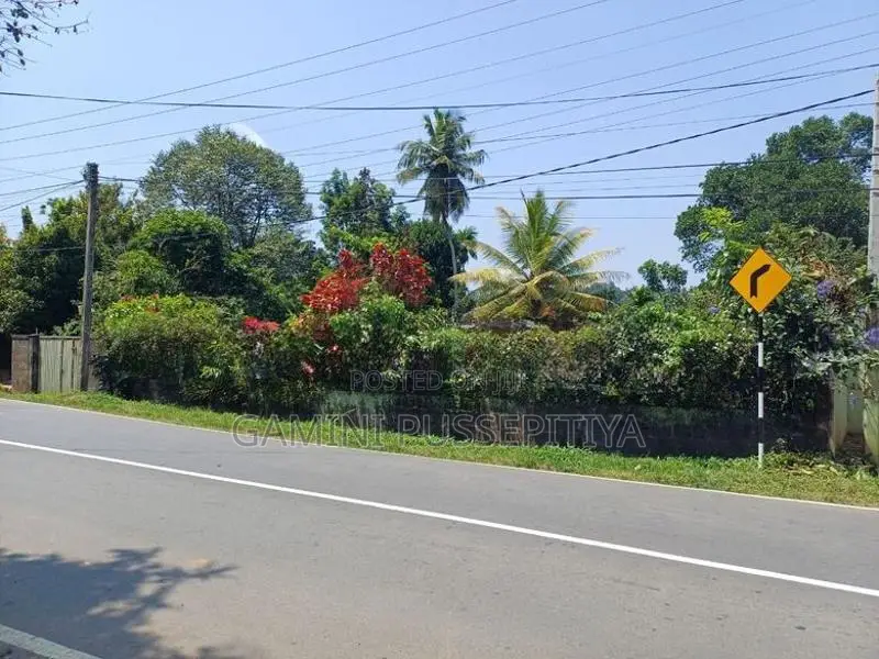 House for sale in Kalugamuwa, Peradeniya