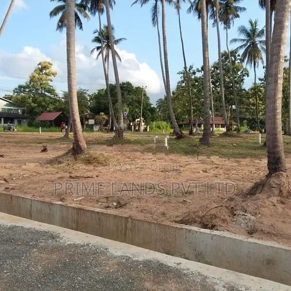 කුරුණෑගලට විනාඩි 5 යි පැල්ලන්දෙණිය ඉඩම