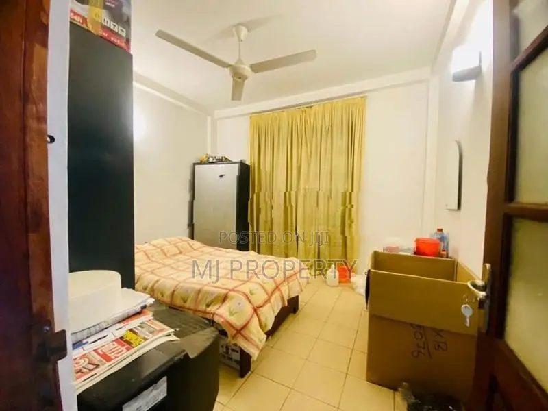( IS-1002) Valuable Two Storey House Sale in Kottawa
