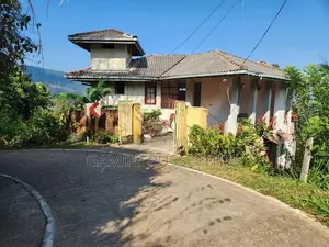 House for Sale in Bowalawatta, Kandy