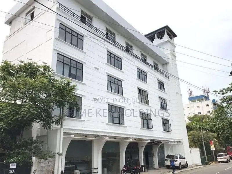 Luxury Hotel for Sale – Mount Lavinia (CS103)