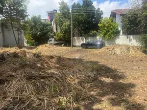 Land for Sale in Cambridge Court, Piliyandala