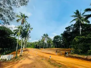 Yakkala Land for Sale Near the Main Road Distance 500 M