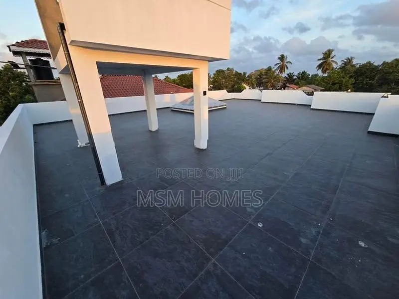 Brand New Luxury Modern House For Sale in Negombo