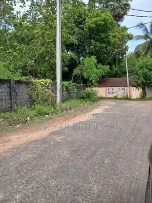 Land for Sale Manippai