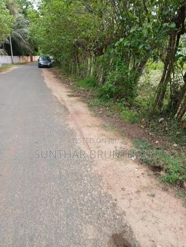 Land for Sale Manippai