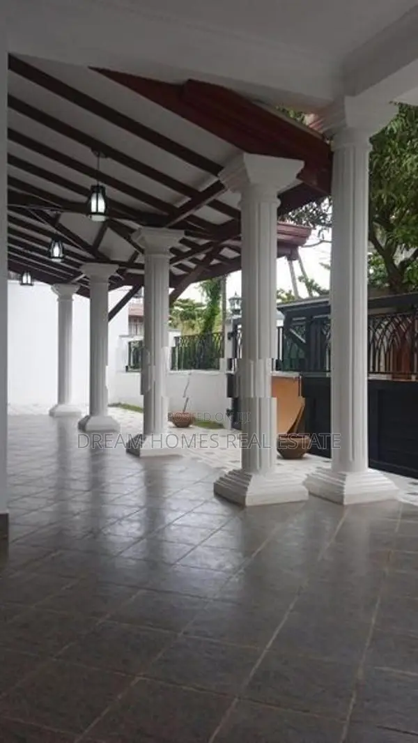 Architecturally Designed House for Sale in Old Galle Road, Moratuwa