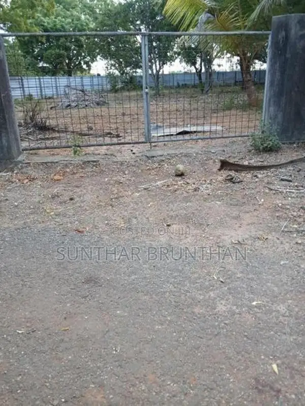 Land for Sale Manippai