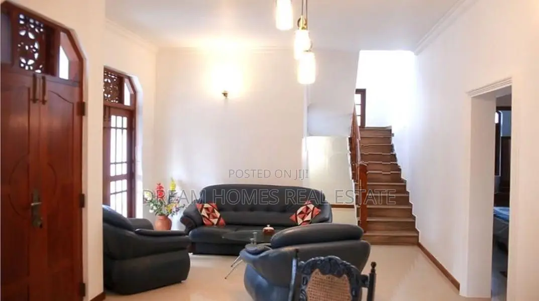 Architecturally Designed House for Sale in Old Galle Road, Moratuwa
