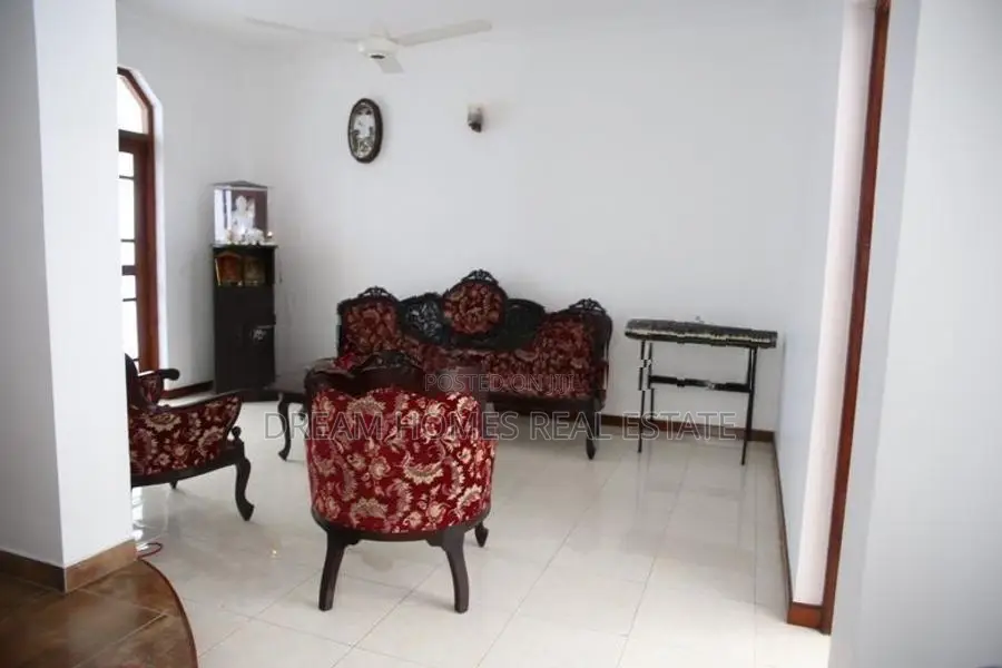 Architecturally Designed House for Sale in Old Galle Road, Moratuwa
