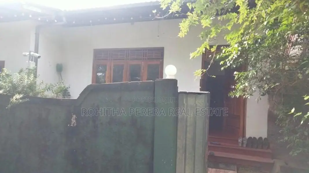 3 BR Single Store House with 7 Perch Maharagama