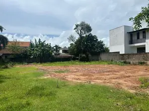 පානදුර නගරයට ආසන්නයෙන් පර්චස් 13ක ඉඩමක්
