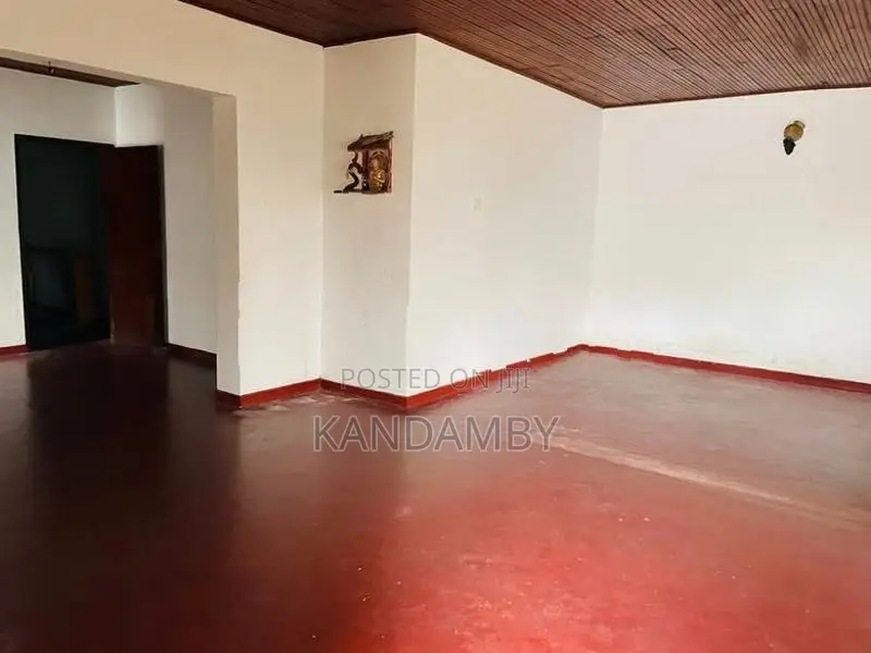 Galle City - Dangedara House for Sale