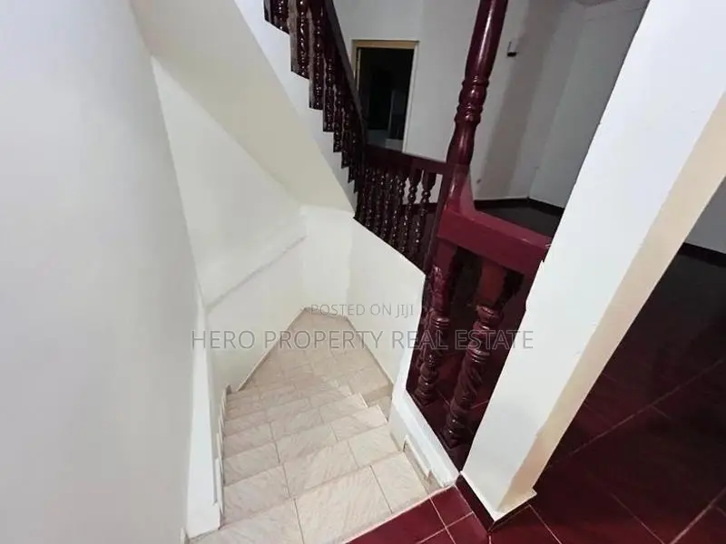 HARR004 - Two Story Modern House for Rent in Nugegoda