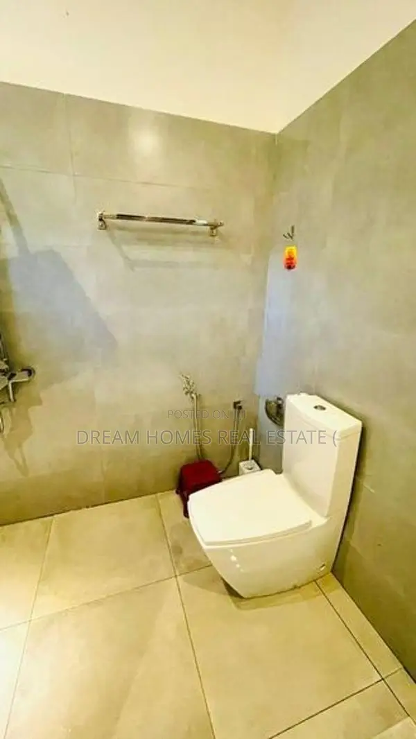 Spacious 3-Bedroom House for Sale in Kandana