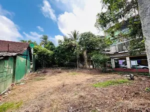 HARS005 - Land for Sale in Nugegoda 🏡