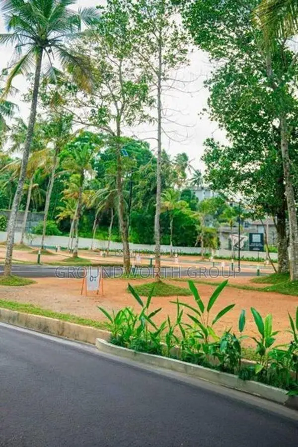 Valuable Land for Sale Hokandara