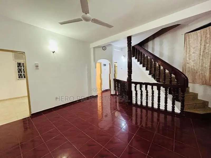 HARR004 - Two Story Modern House for Rent in Nugegoda