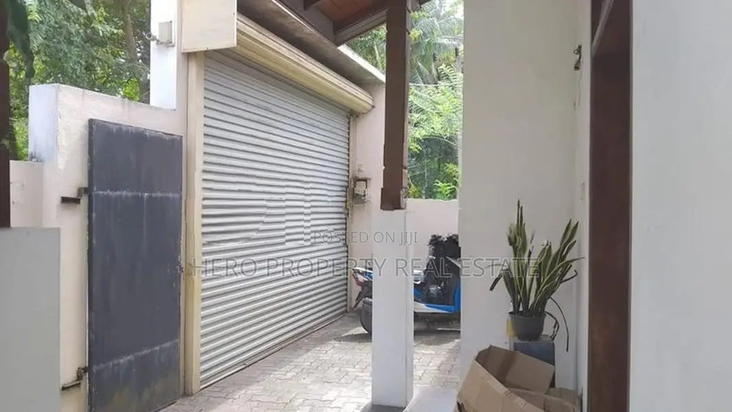 HJR205 - 2 Story House for Rent in Gampaha