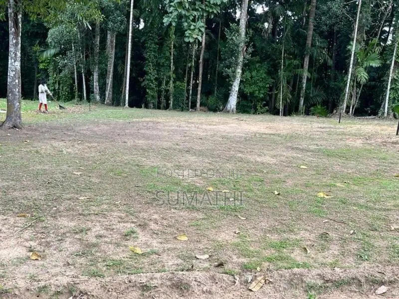 Residential Land In Alawwa