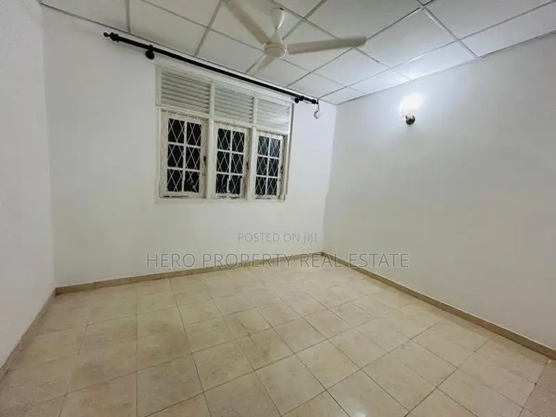 HARR004 - Two Story Modern House for Rent in Nugegoda