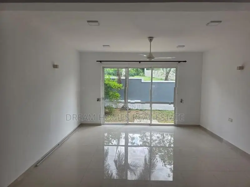 Modern Luxury House for Sale – Miriswaththa, Piliyandala
