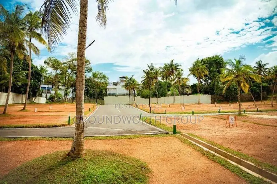 Valuable Land for Sale Hokandara