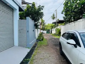9.73 Perches Land for Sale in Boralesgamuwa