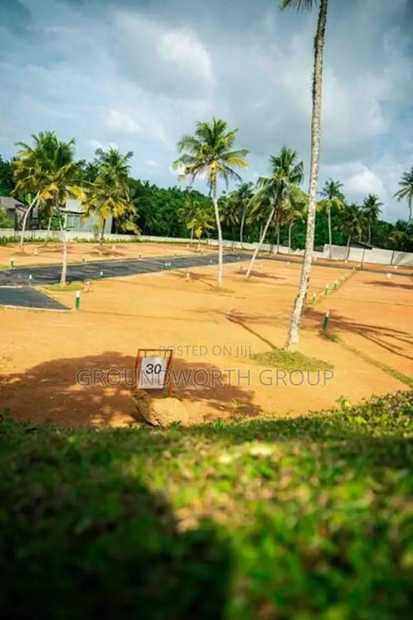 Valuable Land for Sale Hokandara