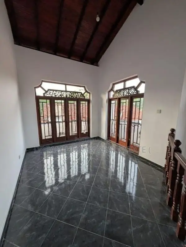 Well-Built Two-Storey Family House for Sale – Udammita, Ja-Ela