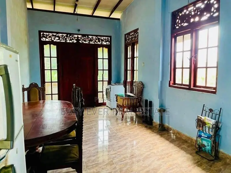 කඩුවෙල – වැලිවිටින් අගනා දෙමහල් නිවසක් / KK 13352